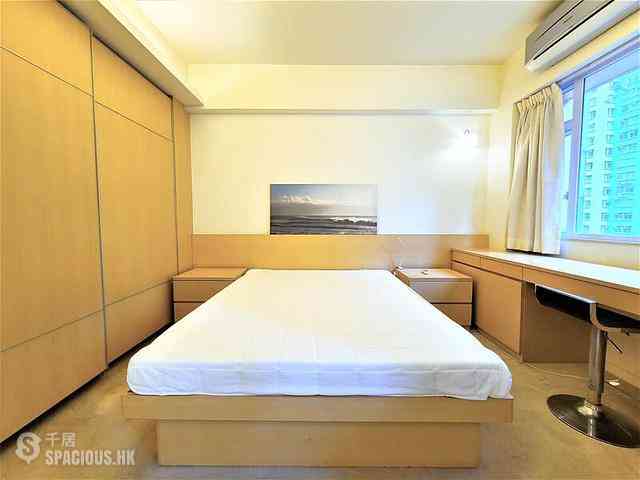 Sheung Wan - Lee Fung Building 01
