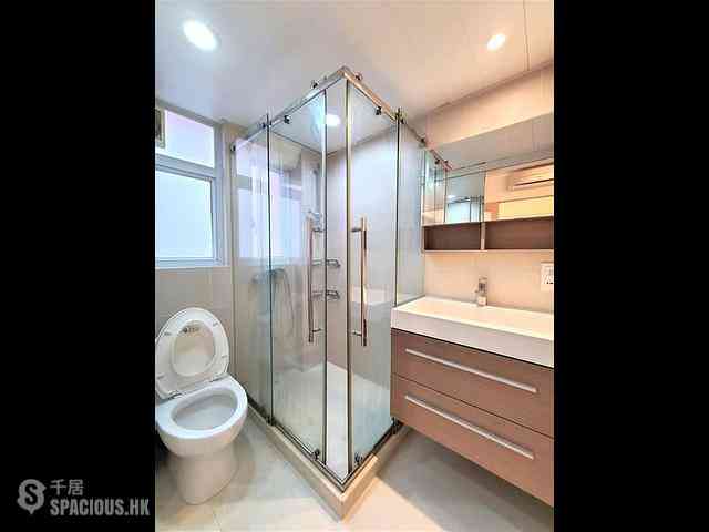 Sheung Wan - Lee Fung Building 03