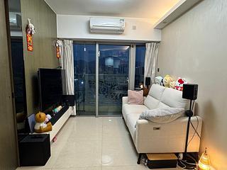 Tai Kok Tsui - Hampton Place Tower 2 02