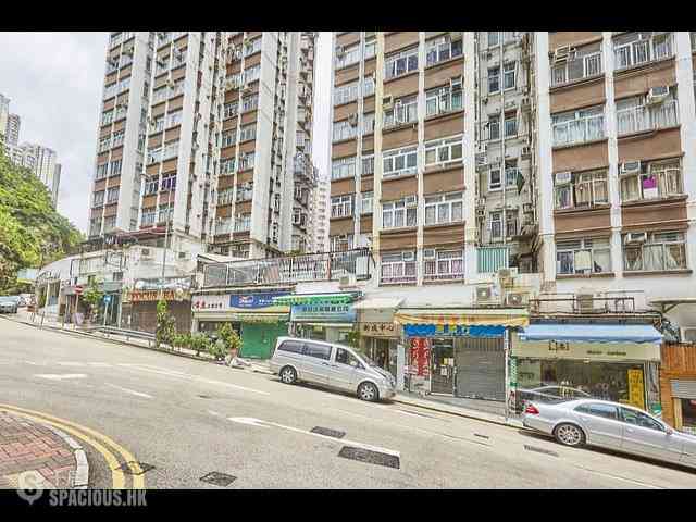 Sai Wan Ho - Sun Sing Centre Block B 04
