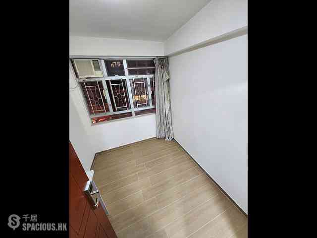 Sai Ying Pun - Western House 02