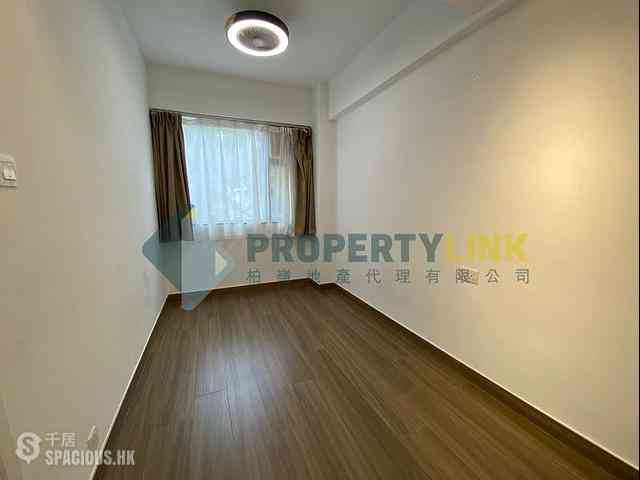 Poho - 238, Hollywood Road 04