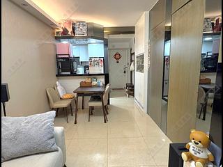 Tai Kok Tsui - Hampton Place 02