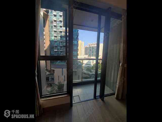 Tseung Kwan O - The Wings Ocean Wings Block 6B 03