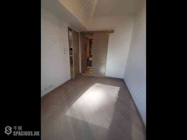 Tseung Kwan O - The Wings Ocean Wings Block 6B 05