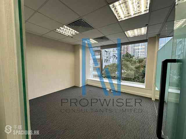Tsim Sha Tsui - Silvercord - Tower 2 02