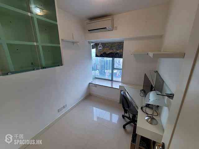Tsim Sha Tsui - The Victoria Towers Tower 3 03