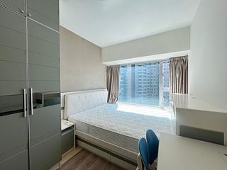 West Kowloon - The Waterfront Phase 2 Block 7 02