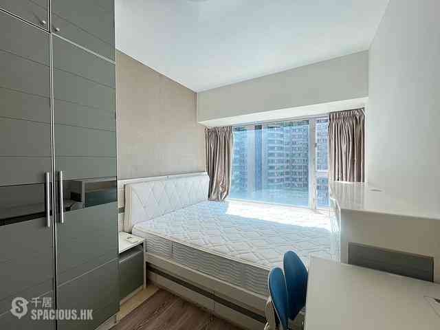 West Kowloon - The Waterfront Phase 2 Block 7 02