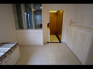 Stubbs Road - Miramar Villa Block 5-8 (East) 03