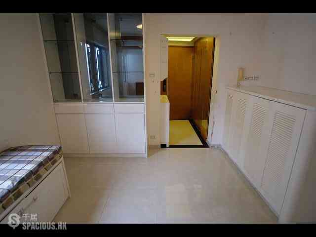 Stubbs Road - Miramar Villa Block 5-8 (East) 03