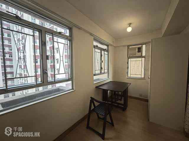 North Point - Siu Wah Building 04