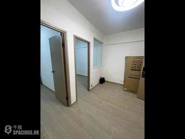Sheung Wan - On Wah Building 11