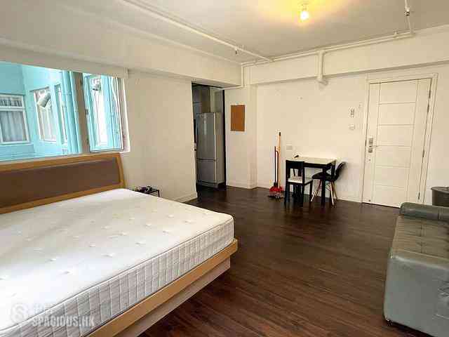Sheung Wan - Yu Hing Mansion 01