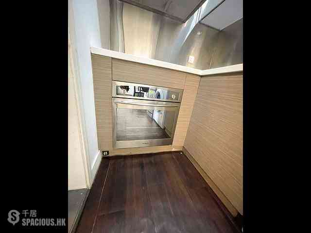 Sheung Wan - Yu Hing Mansion 04