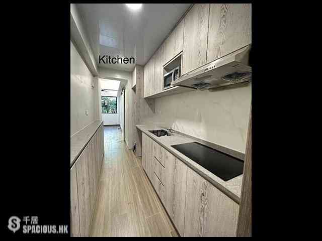 Poho - 240, Hollywood Road 01