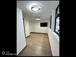 Poho - 240, Hollywood Road 04