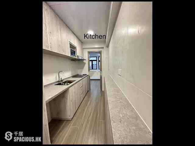 Poho - 240, Hollywood Road 05
