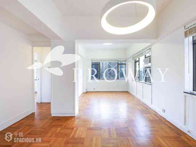 Mid Levels Central - Mackenny Court 04