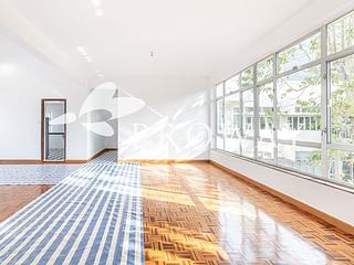 Pok Fu Lam - Bisney Villas 02
