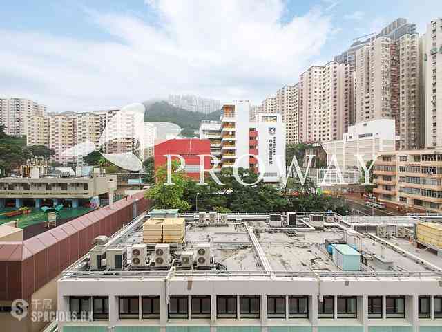 Quarry Bay - Elegance House 02