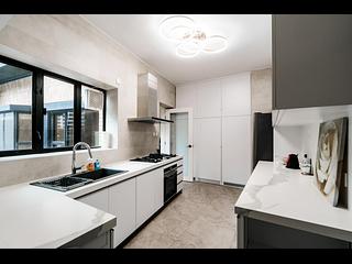 Repulse Bay - Ruby Court Tower 2 17