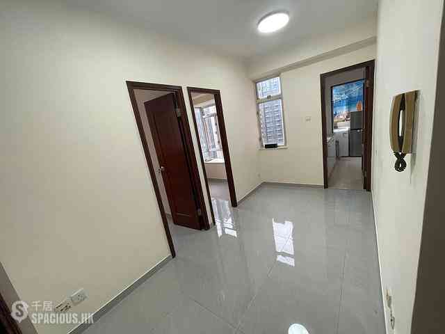 North Point - Kin Bong Building 01