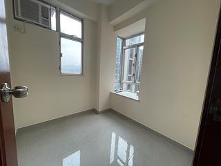 North Point - Kin Bong Building 03