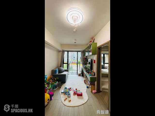 Tseung Kwan O - The Wings IIIB Block 1A 01