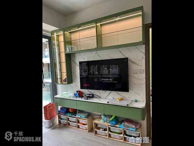 Tseung Kwan O - The Wings IIIB Block 1A 02