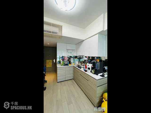 Tseung Kwan O - The Wings IIIB Block 1A 03