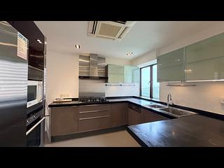 Tai Tam - Hong Kong Parkview Parkview Rise Block 8 05