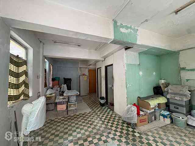 Sheung Wan - 23, Tung Street 05