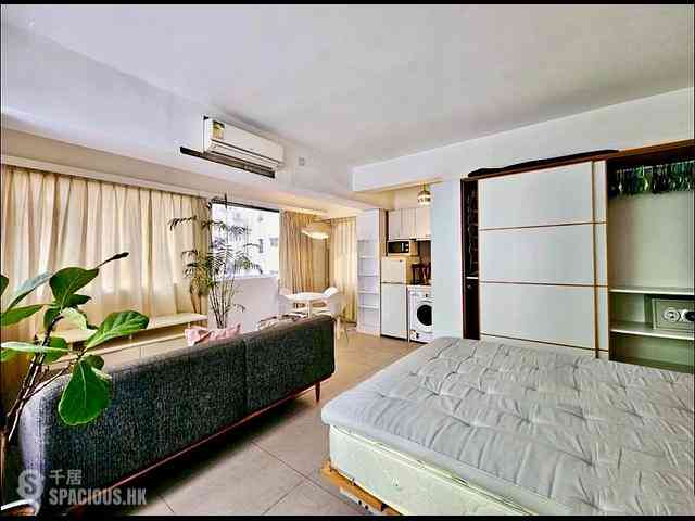 Wan Chai - Lok Ku House 14