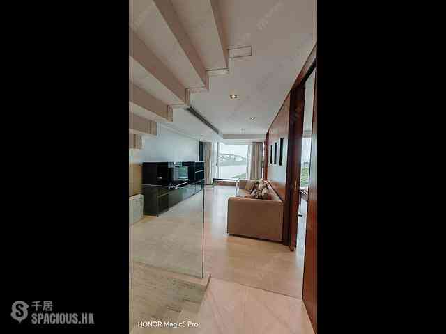 Chung Hom Kok - Scape 08
