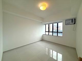 Mid Levels Central - Robinson Heights Block 2 15