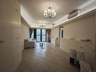 North Point - Fleur Pavilia Tower 2 03