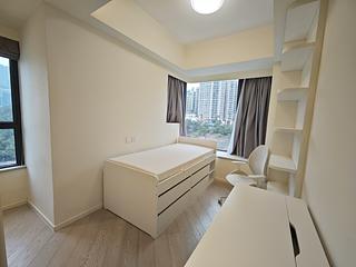 North Point - Fleur Pavilia Tower 2 04