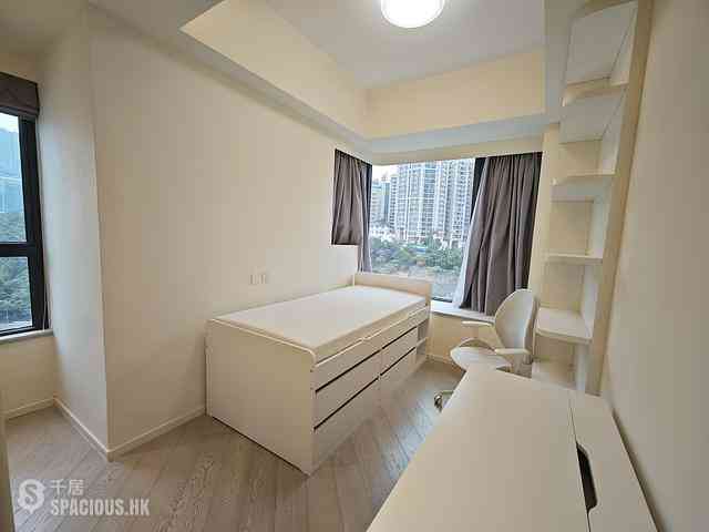 North Point - Fleur Pavilia Tower 2 04