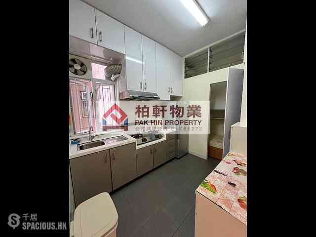 Quarry Bay - Lido Apartments 03