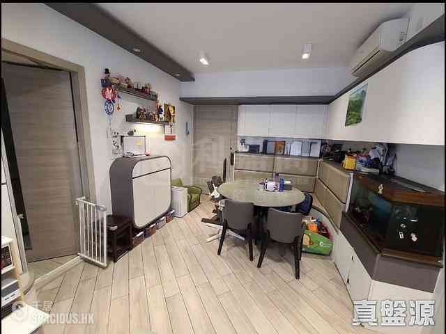 North Point - Fleur Pavilia Tower 1 01