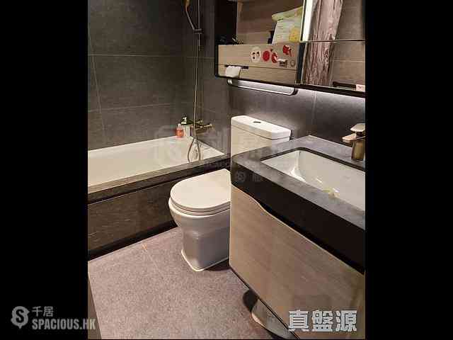 North Point - Fleur Pavilia Tower 1 10
