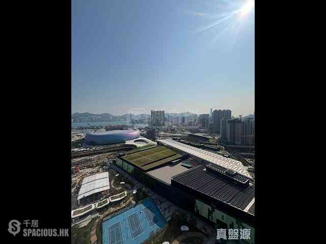 Kai Tak - The Henley 01