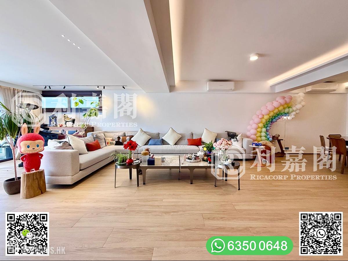 Clear Water Bay - Twin Bay Villas 01
