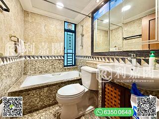 Clear Water Bay - Hillview Court 08