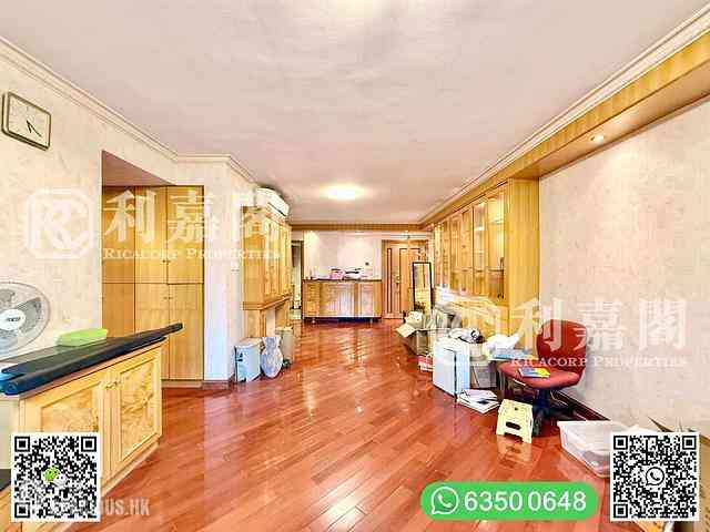 Clear Water Bay - Hillview Court 03
