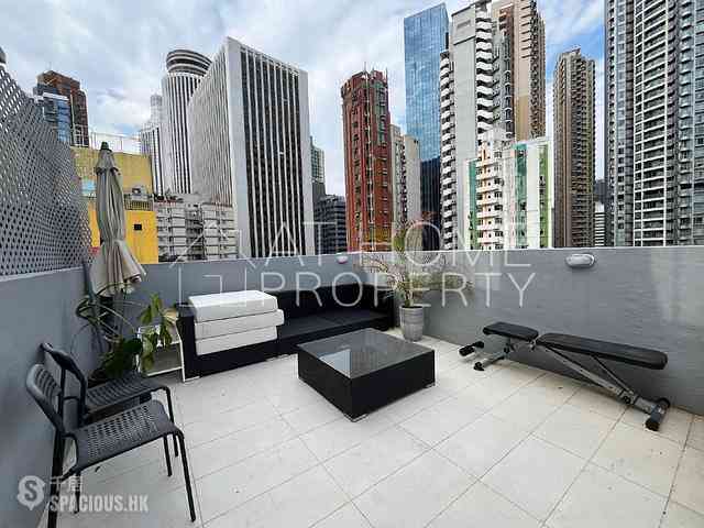 Wan Chai - Kin On House 01