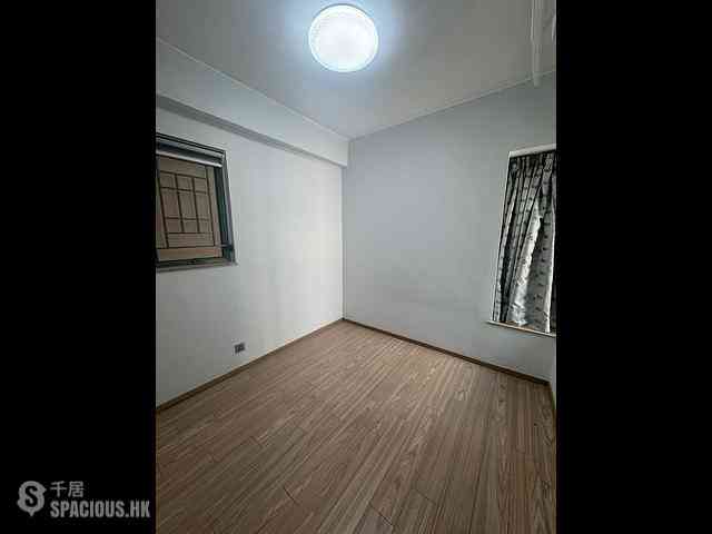 Tai Kok Tsui - Park Avenue Phase 1 Block 7 03