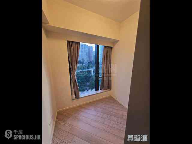 North Point - Fleur Pavilia Tower 2 06
