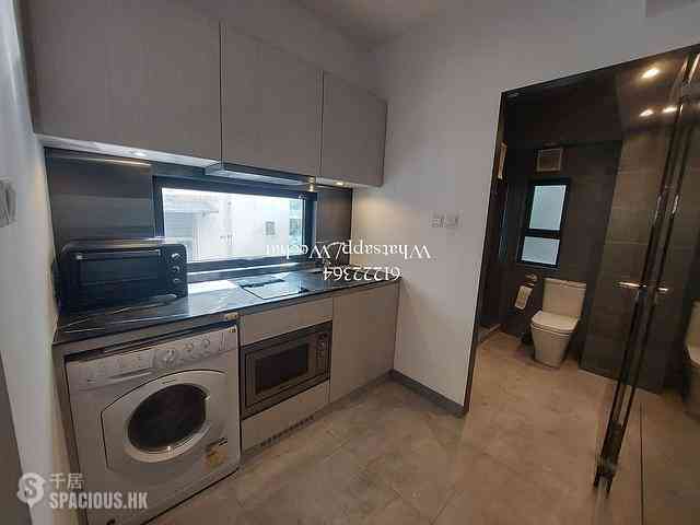 Poho - 242-244, Hollywood Road 04